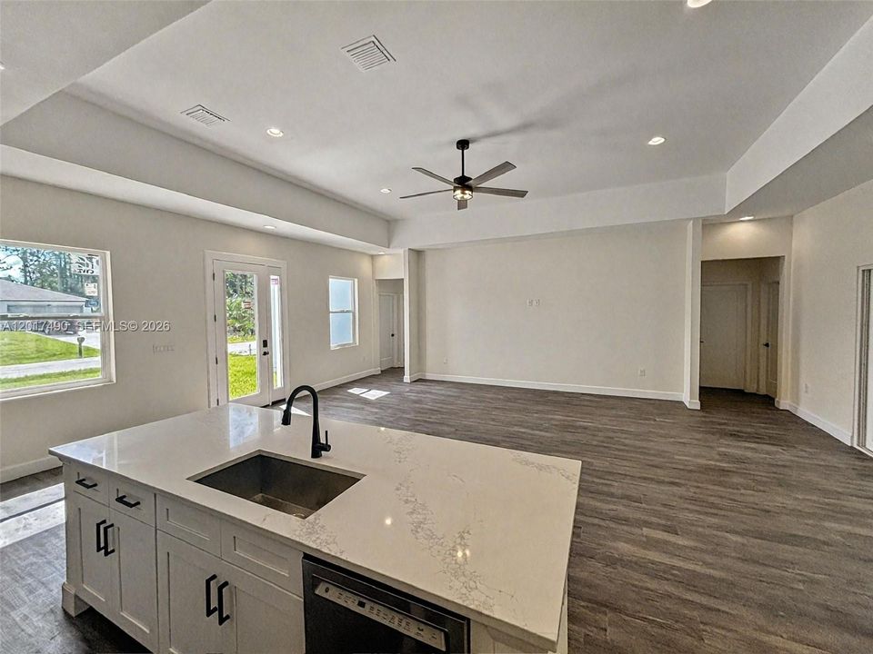 For Rent: $2,650 (4 beds, 3 baths, 0 Square Feet)