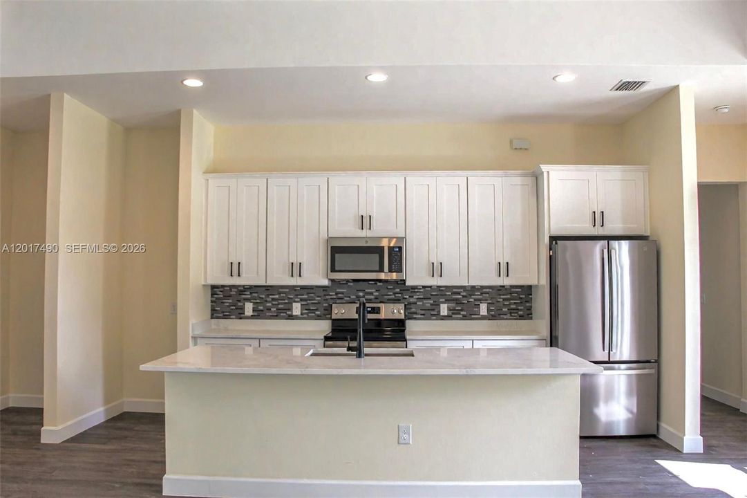 For Rent: $2,650 (4 beds, 3 baths, 0 Square Feet)