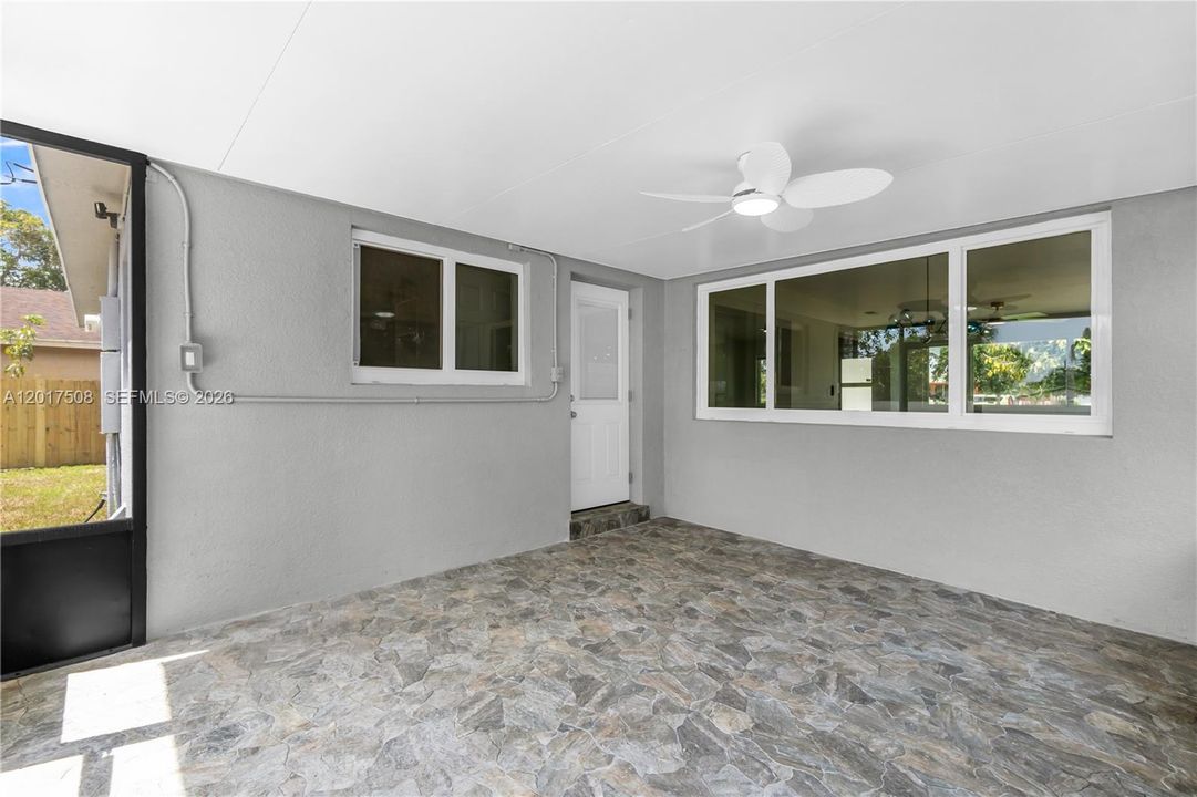 Screened Patio