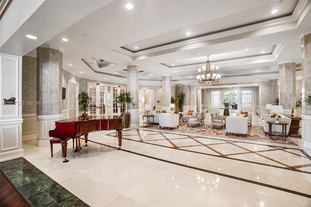 Active With Contract: $590,000 (2 beds, 2 baths, 1529 Square Feet)