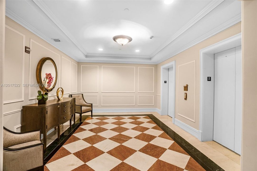 Active With Contract: $590,000 (2 beds, 2 baths, 1529 Square Feet)
