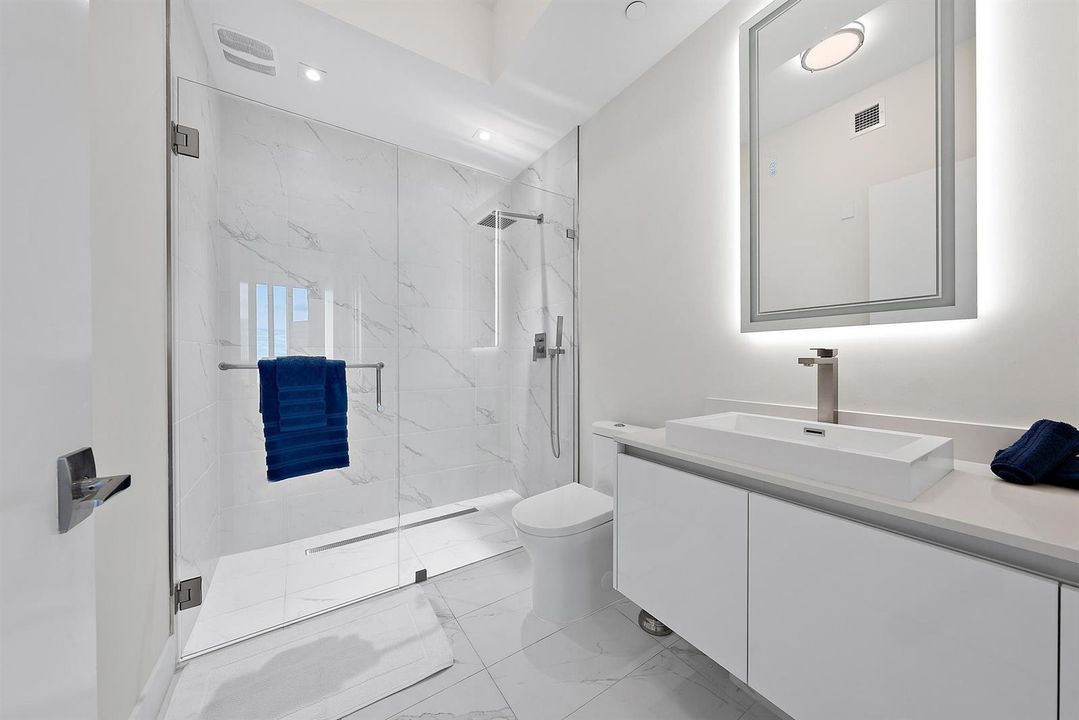 3100 N Ocean Drive, H1002-11