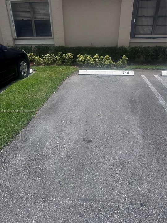 For Rent: $3,125 (3 beds, 2 baths, 1582 Square Feet)
