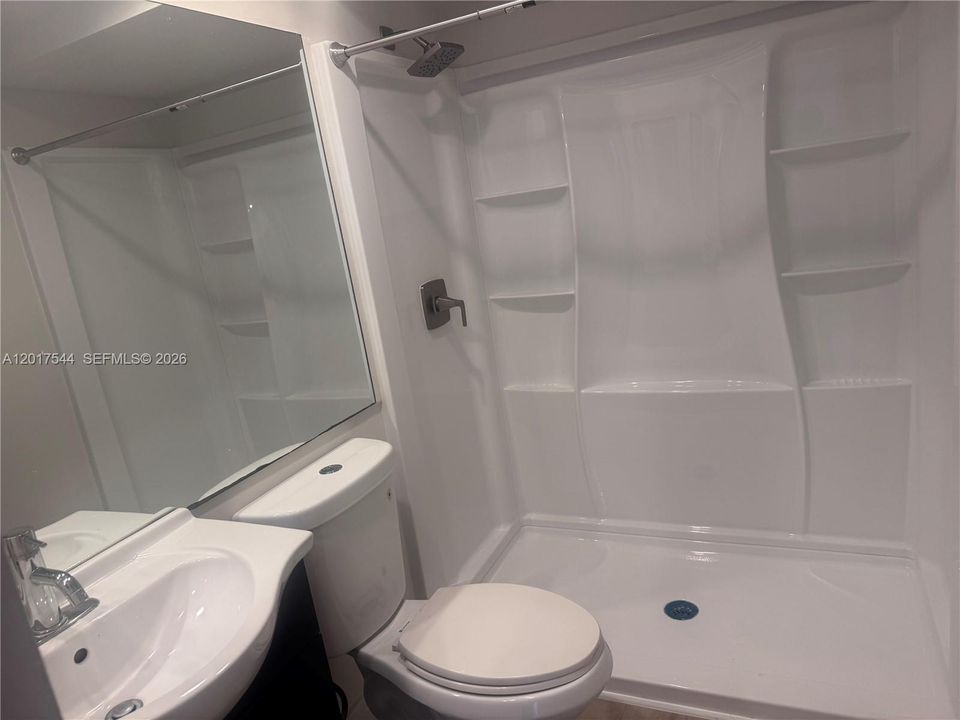 For Rent: $3,125 (3 beds, 2 baths, 1582 Square Feet)