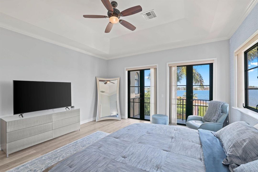 920 Via Villagio - 77.jpg-SMALL