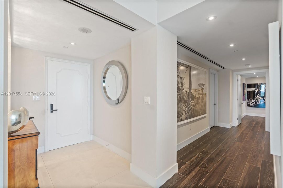 Active With Contract: $3,100,000 (3 beds, 3 baths, 2522 Square Feet)