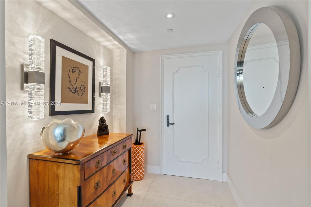 Active With Contract: $3,100,000 (3 beds, 3 baths, 2522 Square Feet)