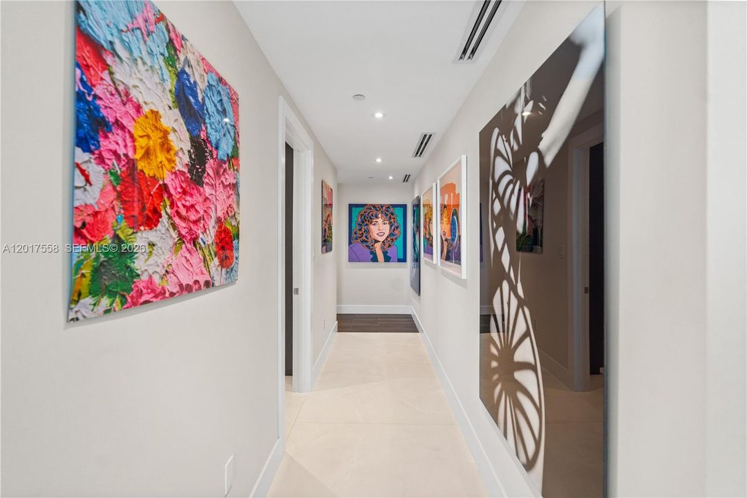 Active With Contract: $3,100,000 (3 beds, 3 baths, 2522 Square Feet)