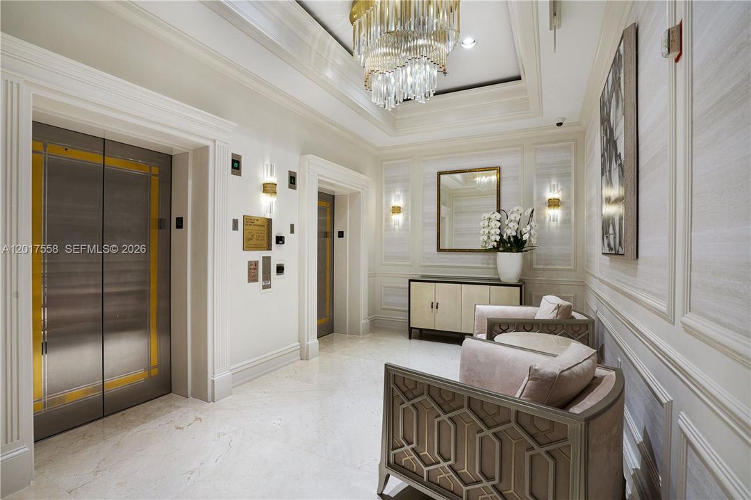 Active With Contract: $3,100,000 (3 beds, 3 baths, 2522 Square Feet)