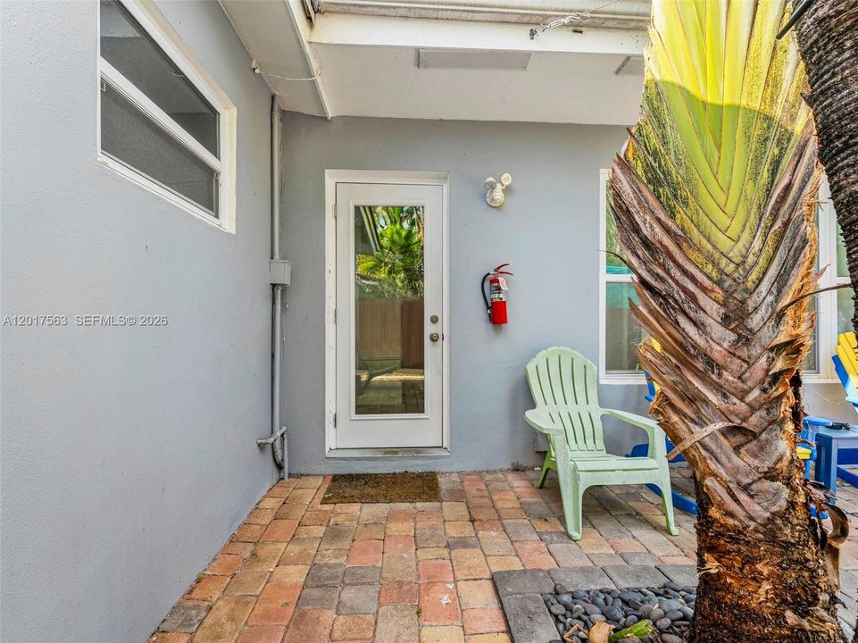 Shared Laundry entrance