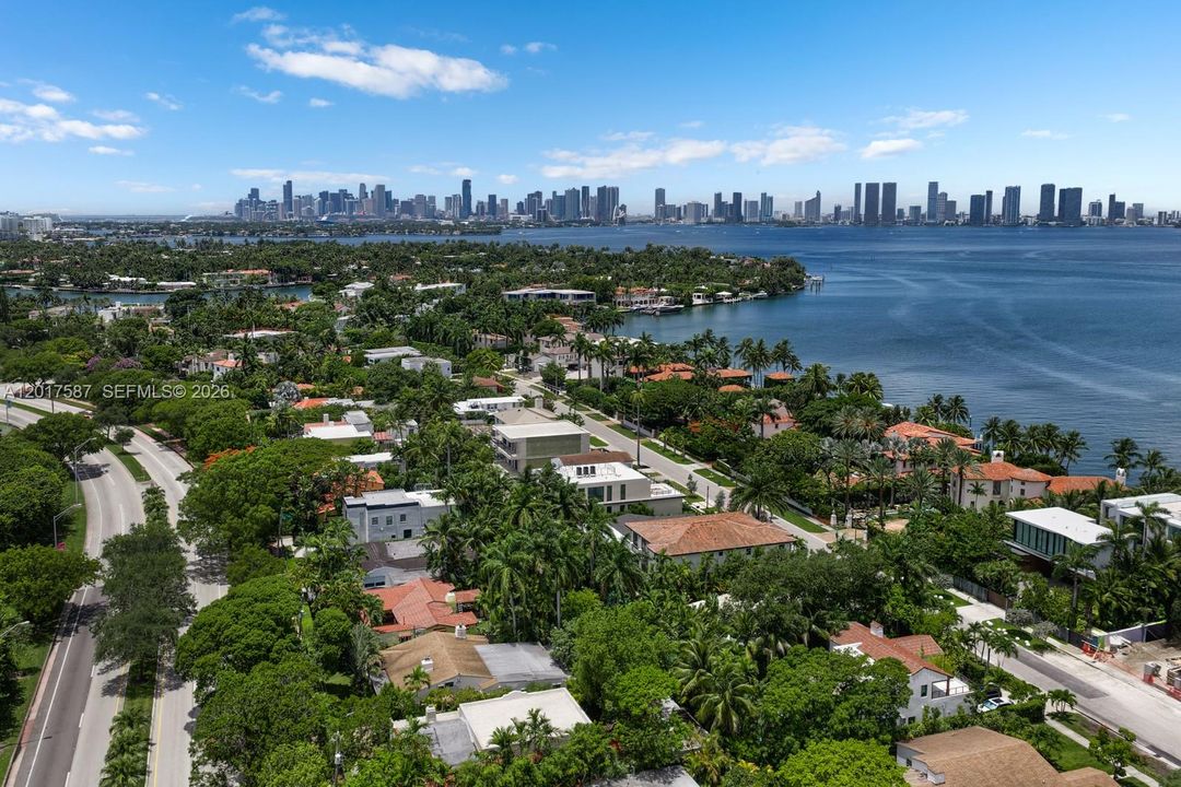 На продажу: $10,250,000 (4 спален, 4 ванн, 3761 Квадратных фут)