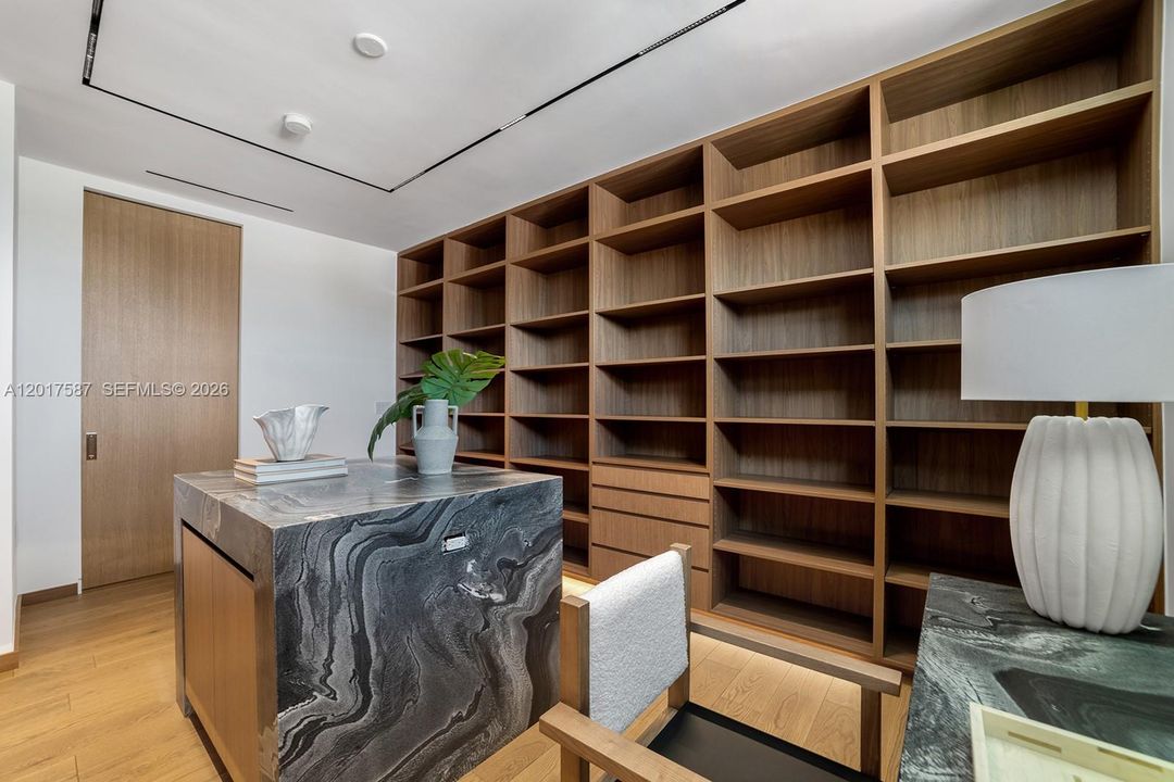 For Sale: $10,250,000 (4 beds, 4 baths, 3761 Square Feet)