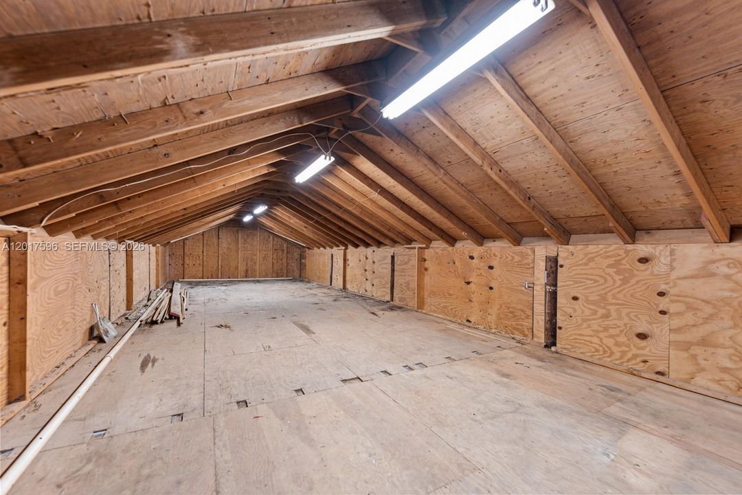 На продажу: $1,275,000 (4 спален, 2 ванн, 2862 Квадратных фут)