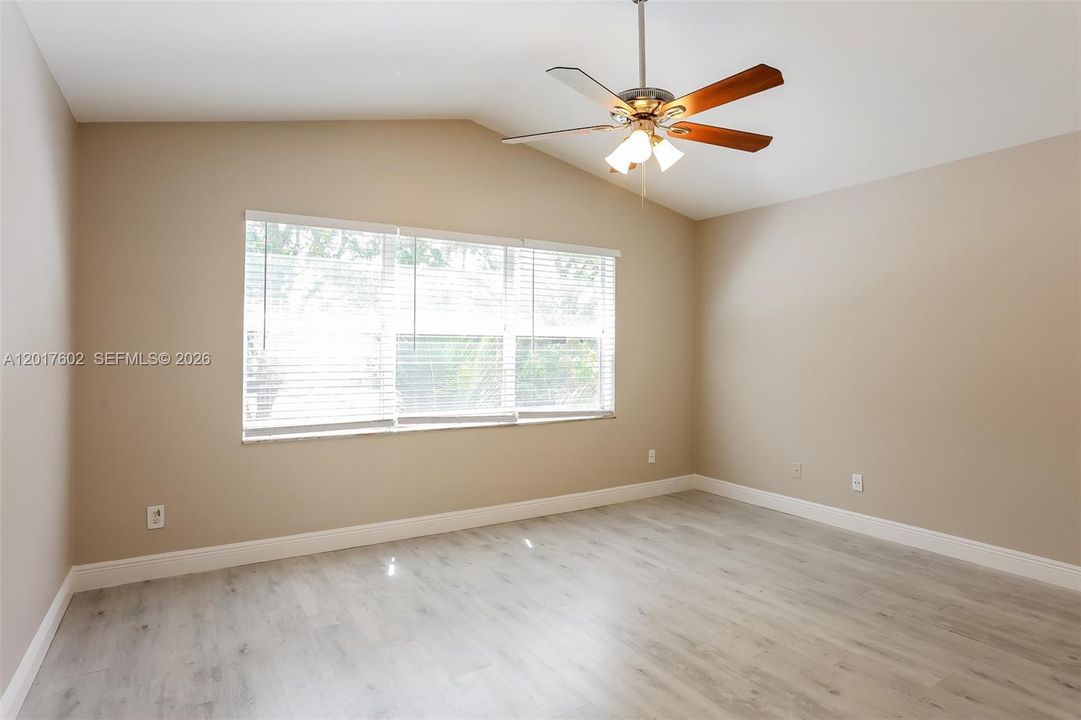 Active With Contract: $3,610 (4 beds, 3 baths, 1961 Square Feet)