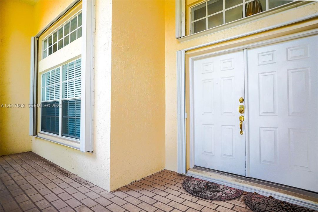For Sale: $675,000 (4 beds, 3 baths, 2580 Square Feet)