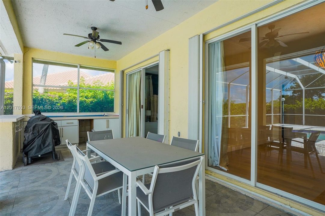 For Sale: $675,000 (4 beds, 3 baths, 2580 Square Feet)