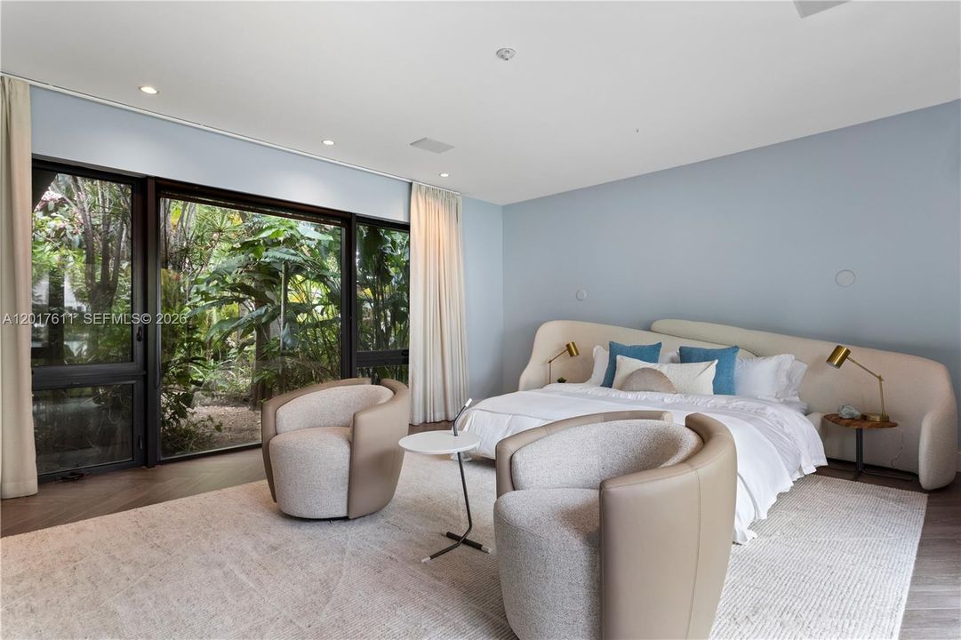 For Sale: $30,000,000 (3 beds, 3 baths, 4434 Square Feet)