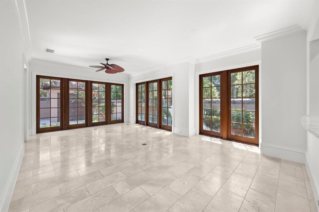 441 Via Del Orso Drive - 15.jpg-SMALL