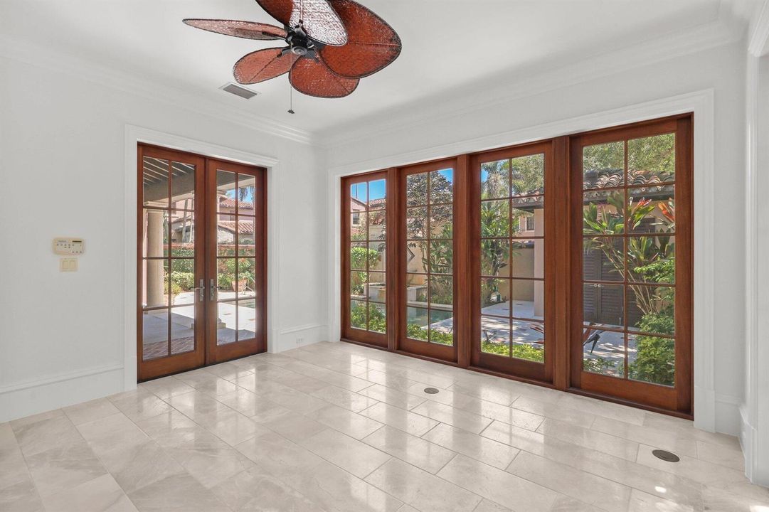 441 Via Del Orso Drive - 17.jpg-SMALL