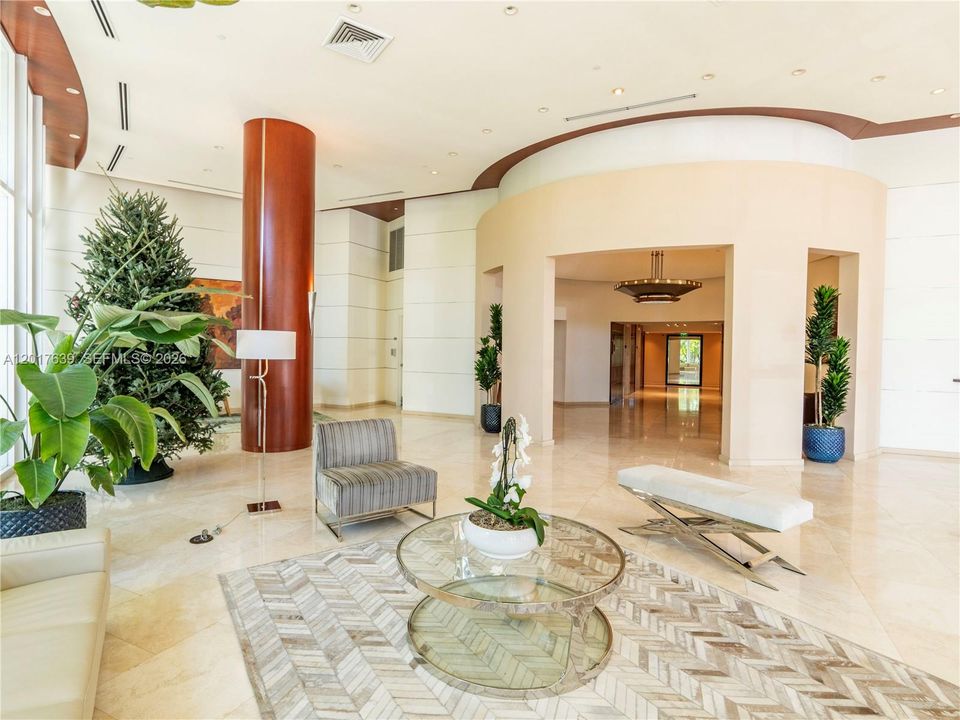 For Sale: $490,000 (1 beds, 1 baths, 850 Square Feet)