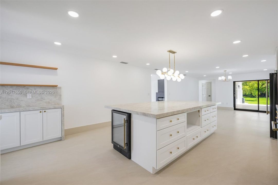 En Venta: $1,599,517 (4 camas, 2 baños, 2925 Pies cuadrados)