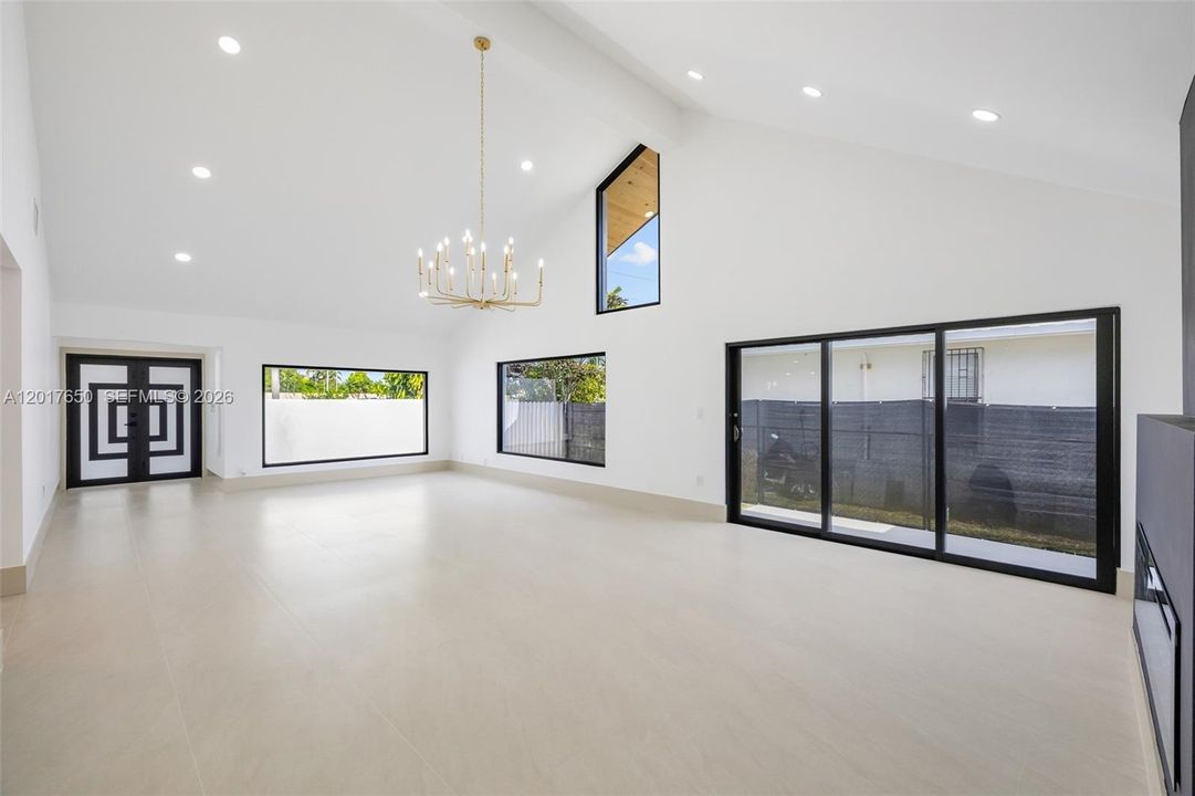 En Venta: $1,599,517 (4 camas, 2 baños, 2925 Pies cuadrados)