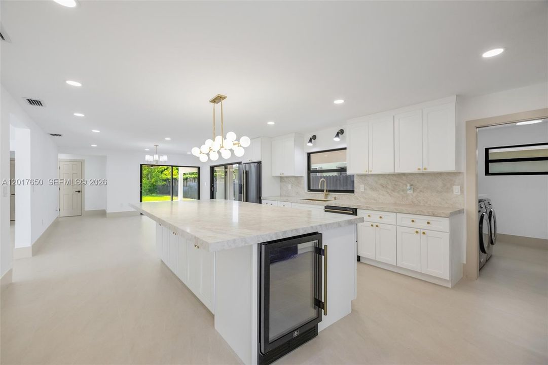 En Venta: $1,599,517 (4 camas, 2 baños, 2925 Pies cuadrados)