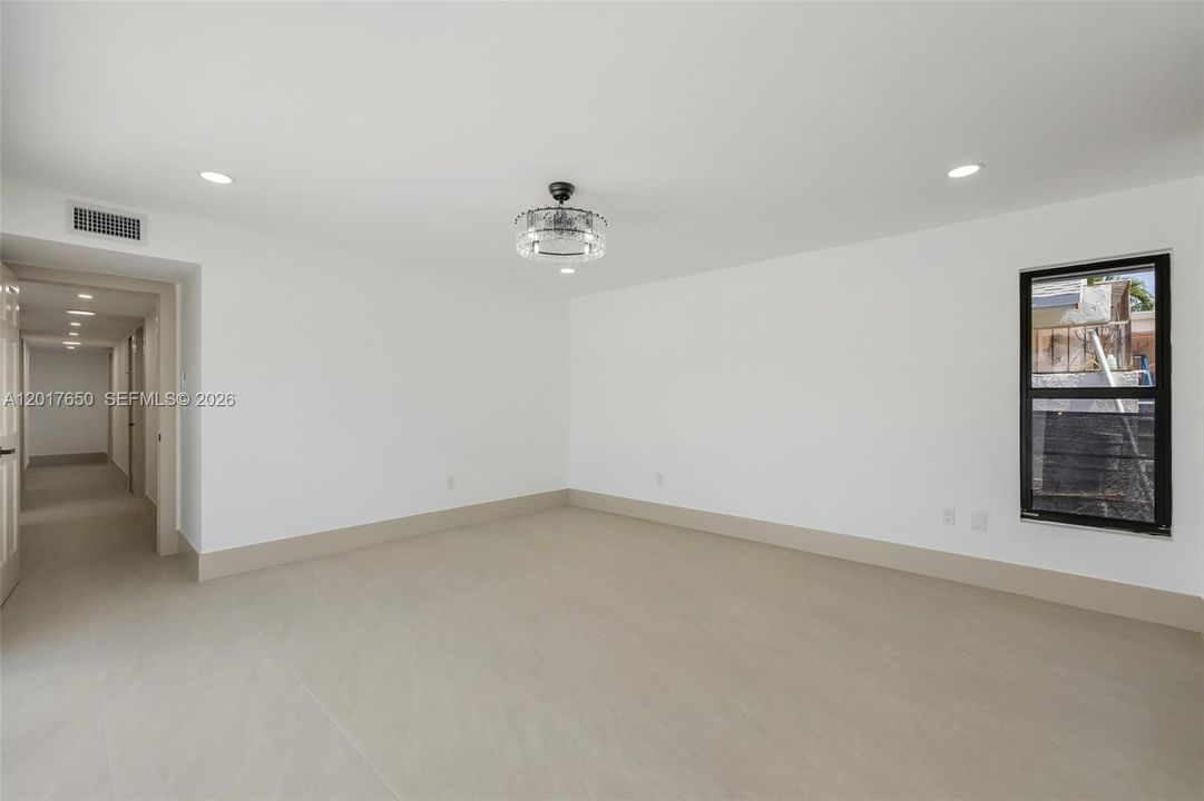 En Venta: $1,599,517 (4 camas, 2 baños, 2925 Pies cuadrados)