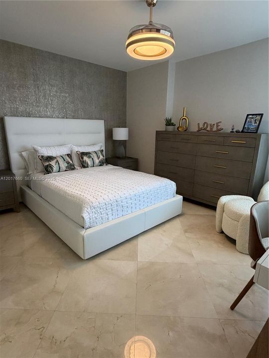 En Renta: $10,000 (3 camas, 3 baños, 2078 Pies cuadrados)