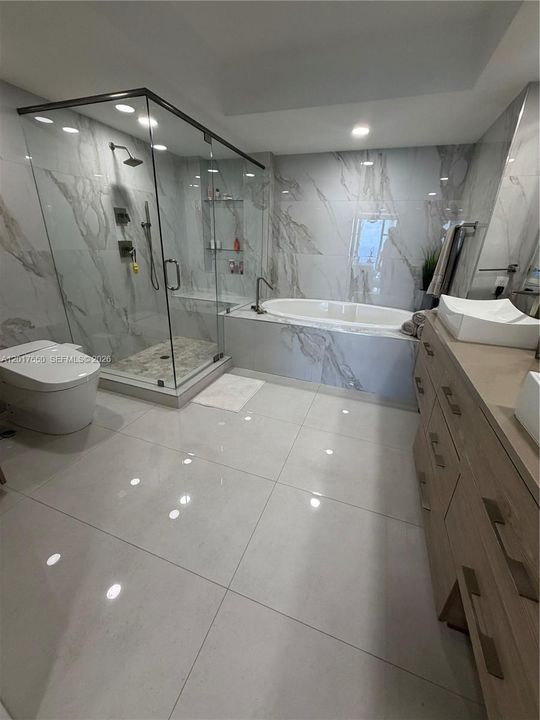 En Renta: $10,000 (3 camas, 3 baños, 2078 Pies cuadrados)