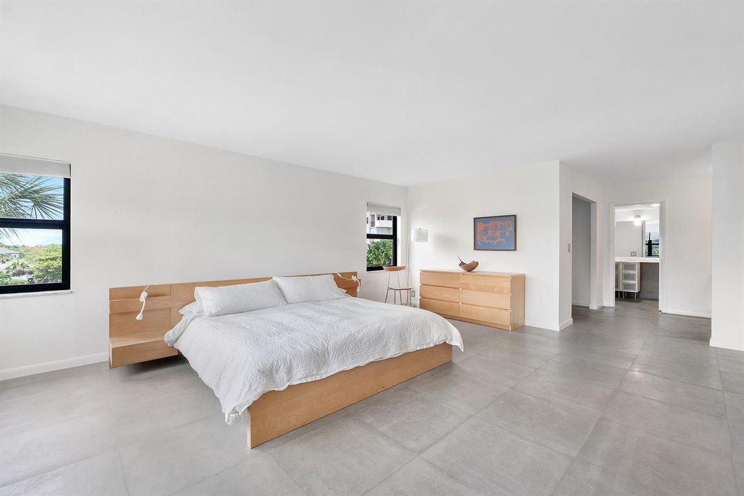 4900 N Ocean Blvd u416_018