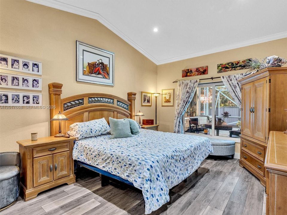 Main bedroom facing pool