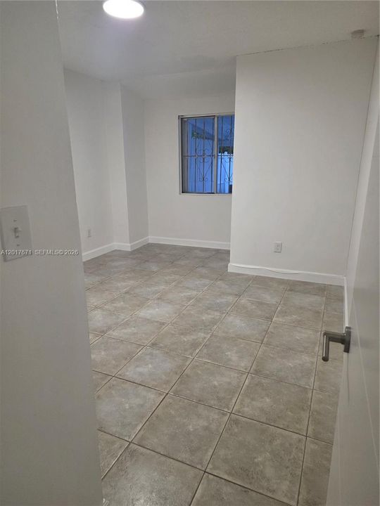 Active With Contract: $2,700 (3 beds, 2 baths, 1120 Square Feet)