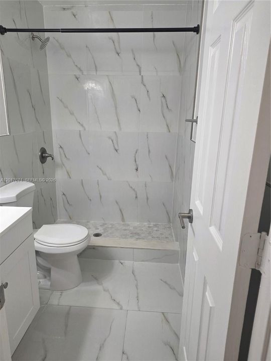 Active With Contract: $2,700 (3 beds, 2 baths, 1120 Square Feet)