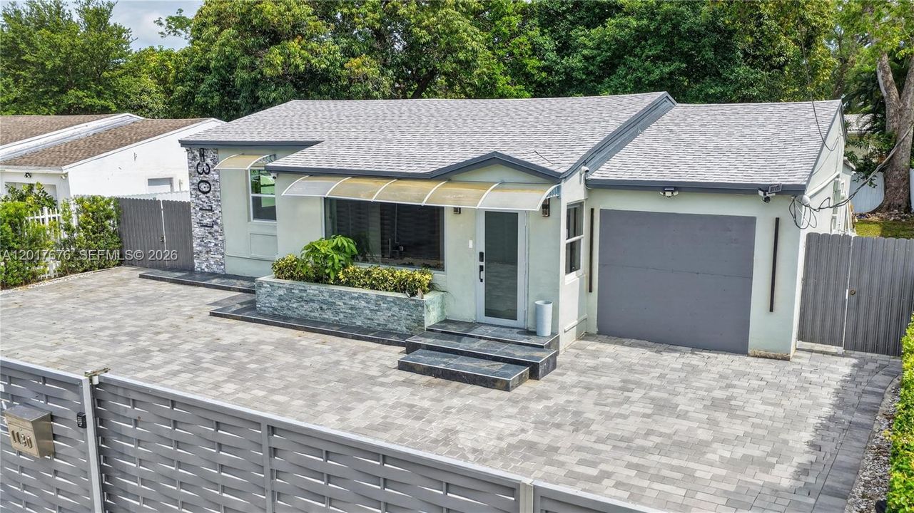For Sale: $475,900 (3 beds, 2 baths, 1131 Square Feet)