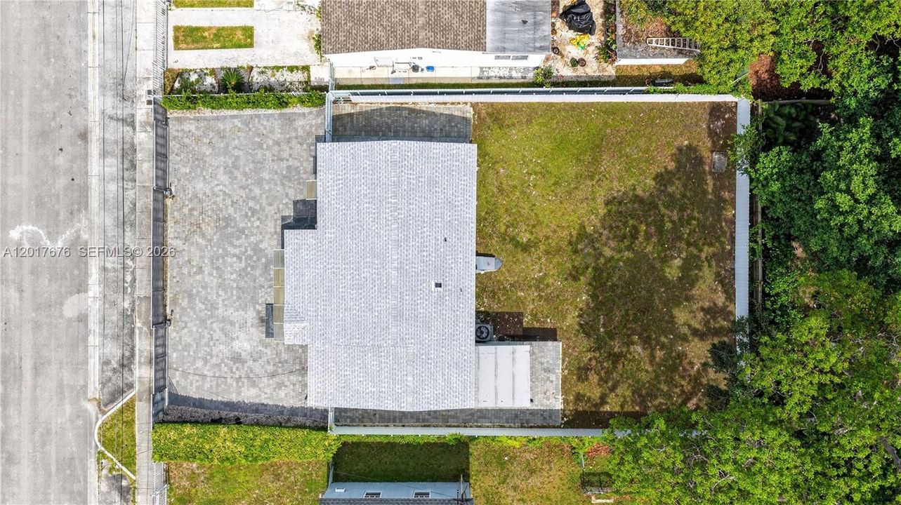 For Sale: $475,900 (3 beds, 2 baths, 1131 Square Feet)