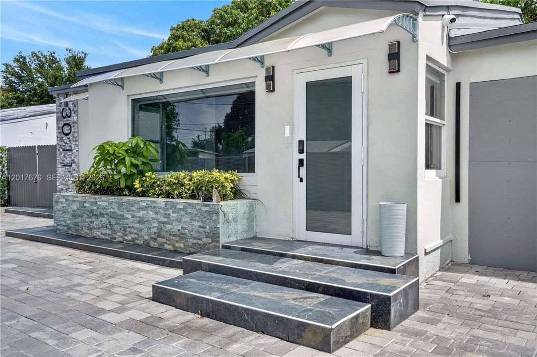 For Sale: $475,900 (3 beds, 2 baths, 1131 Square Feet)