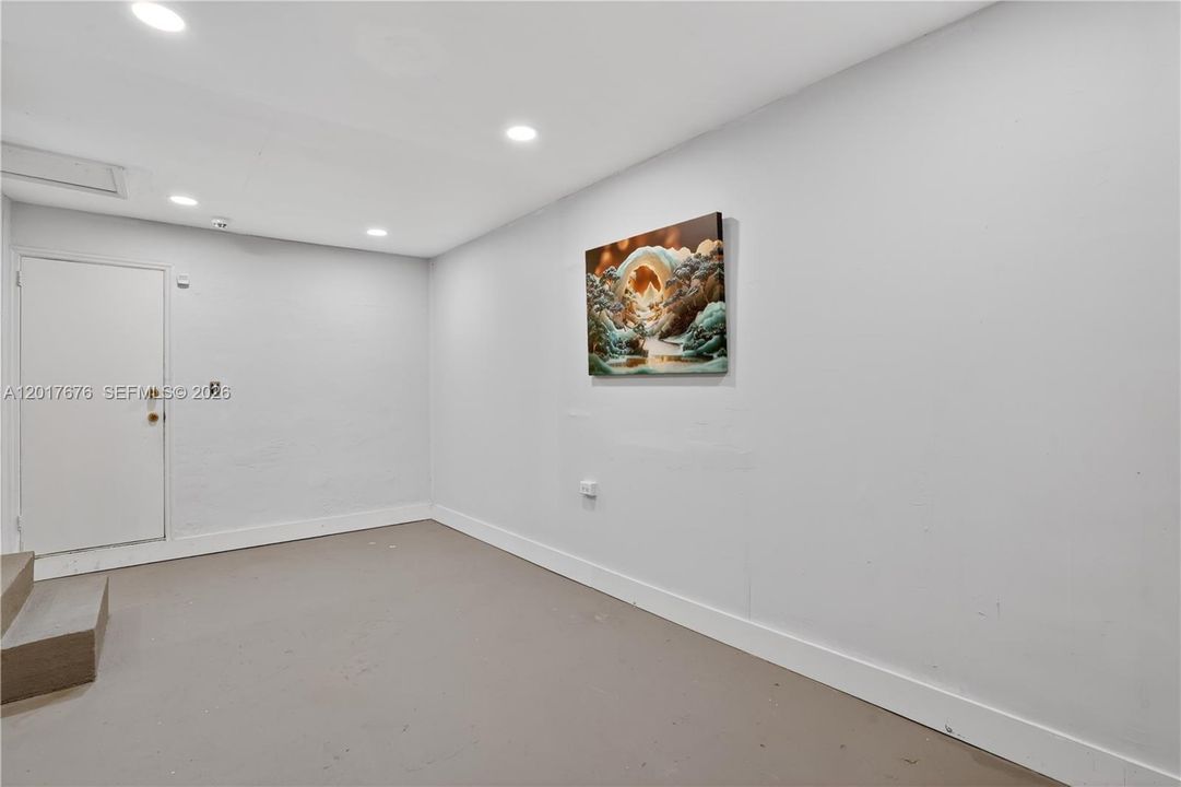 For Sale: $475,900 (3 beds, 2 baths, 1131 Square Feet)
