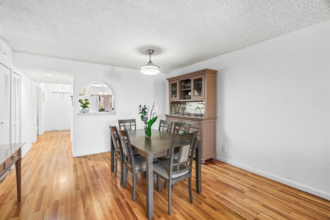 012-10110CedarPointBoulevard-305-Boynton