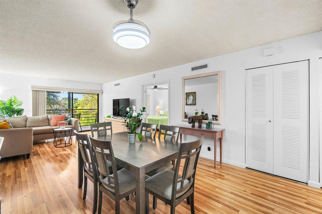 011-10110CedarPointBoulevard-305-Boynton
