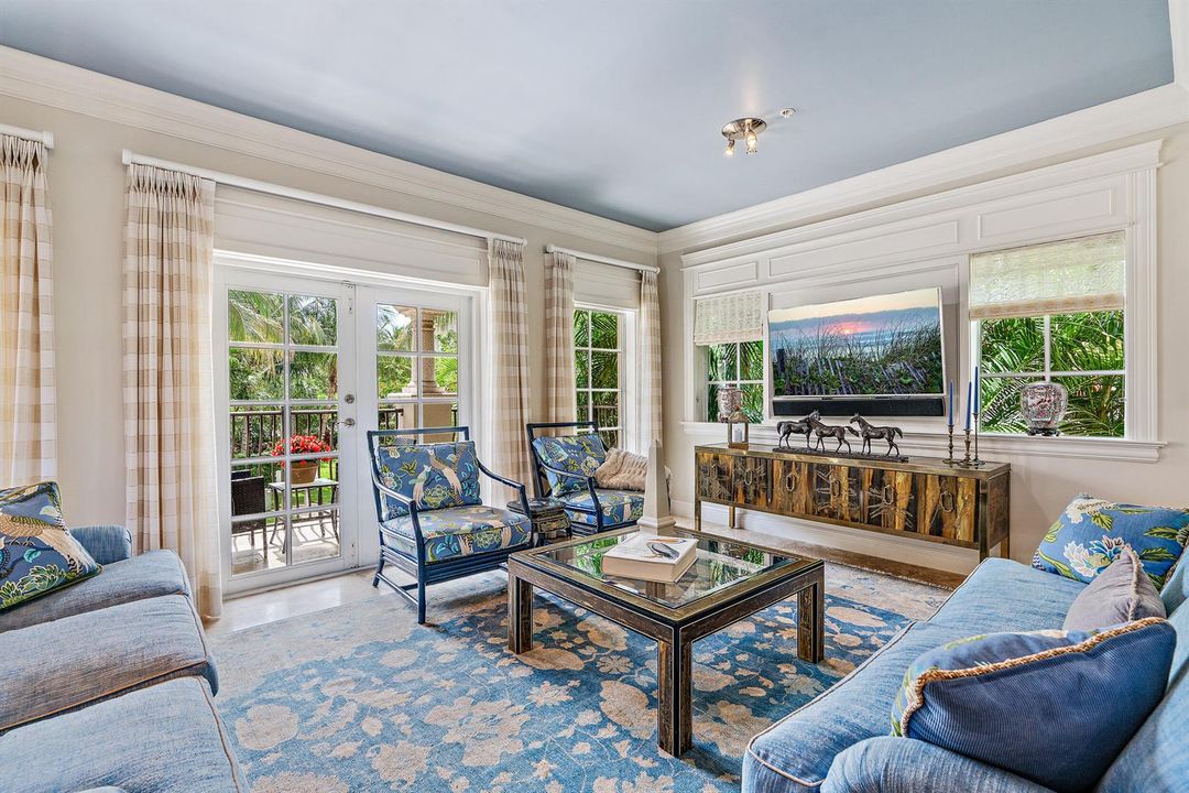 Upper Living Area