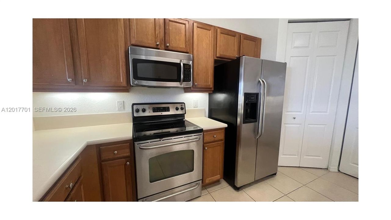 For Sale: $369,990 (3 beds, 2 baths, 1707 Square Feet)