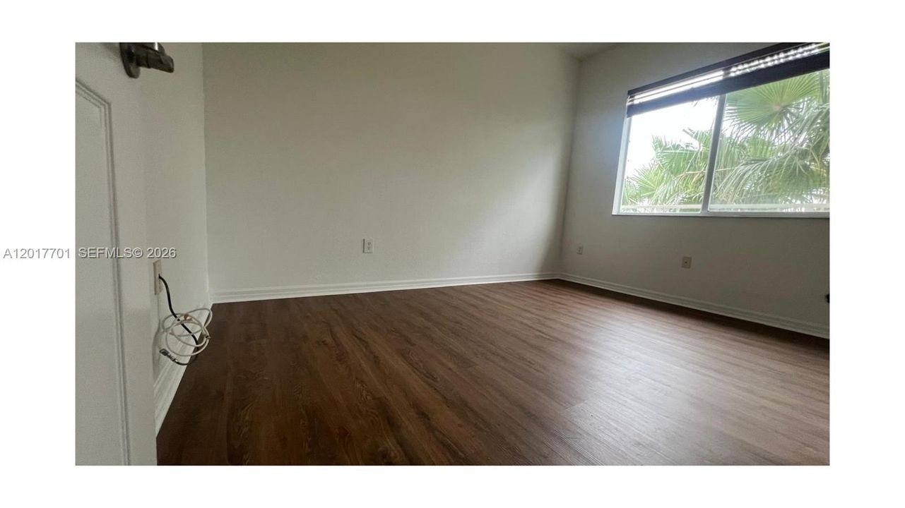 For Sale: $369,990 (3 beds, 2 baths, 1707 Square Feet)