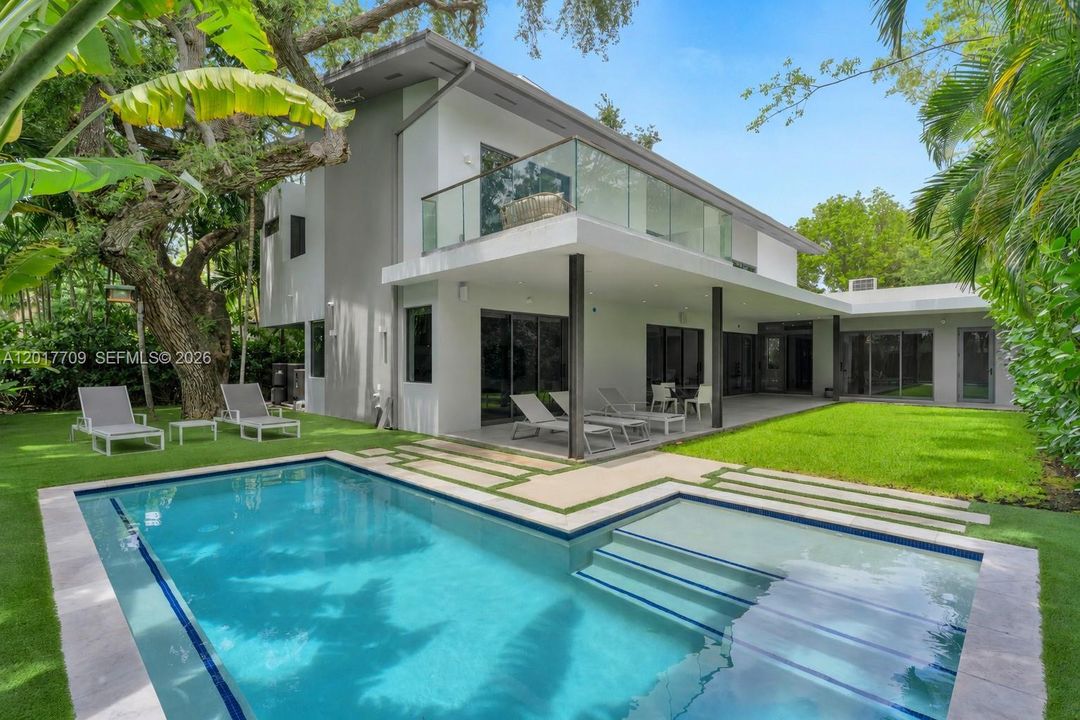 For Sale: $6,200,000 (6 beds, 6 baths, 4675 Square Feet)