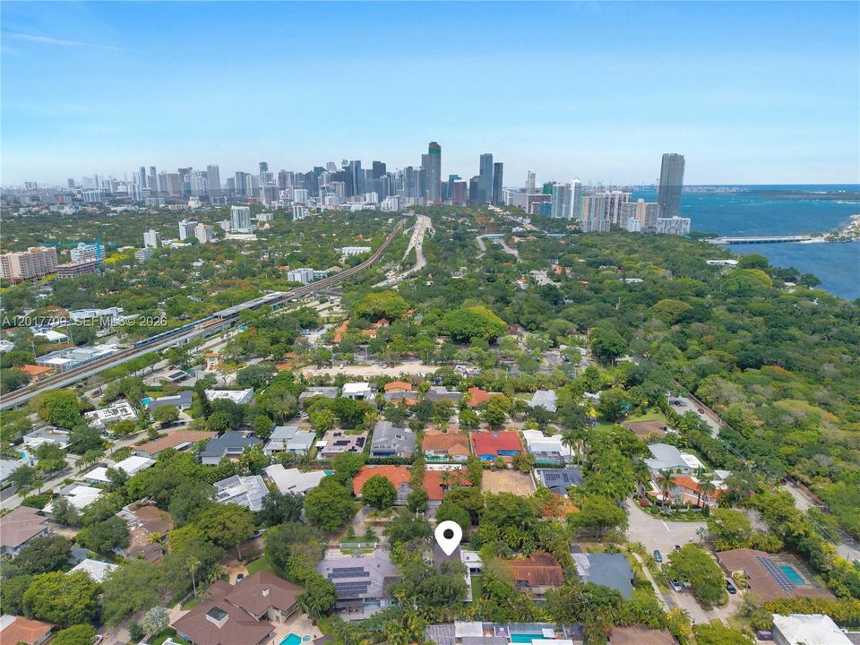 For Sale: $6,200,000 (6 beds, 6 baths, 4675 Square Feet)