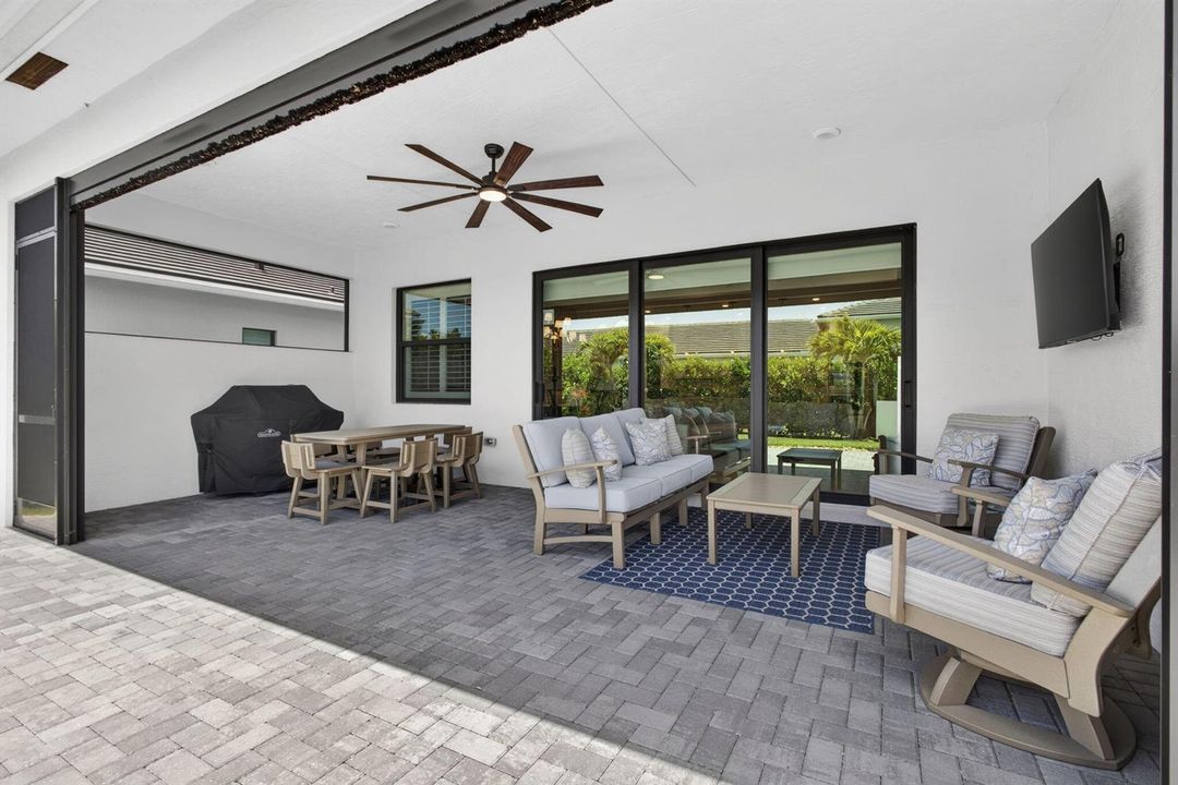 Screened Patio