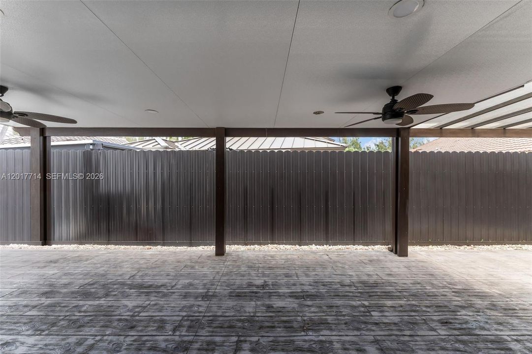 Recently Sold: $785,000 (4 beds, 3 baths, 2180 Square Feet)