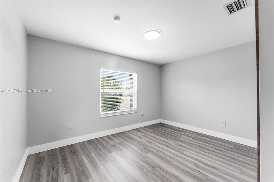 Recently Sold: $785,000 (4 beds, 3 baths, 2180 Square Feet)