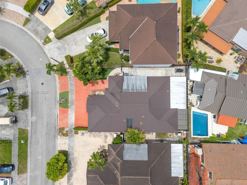 Recently Sold: $785,000 (4 beds, 3 baths, 2180 Square Feet)