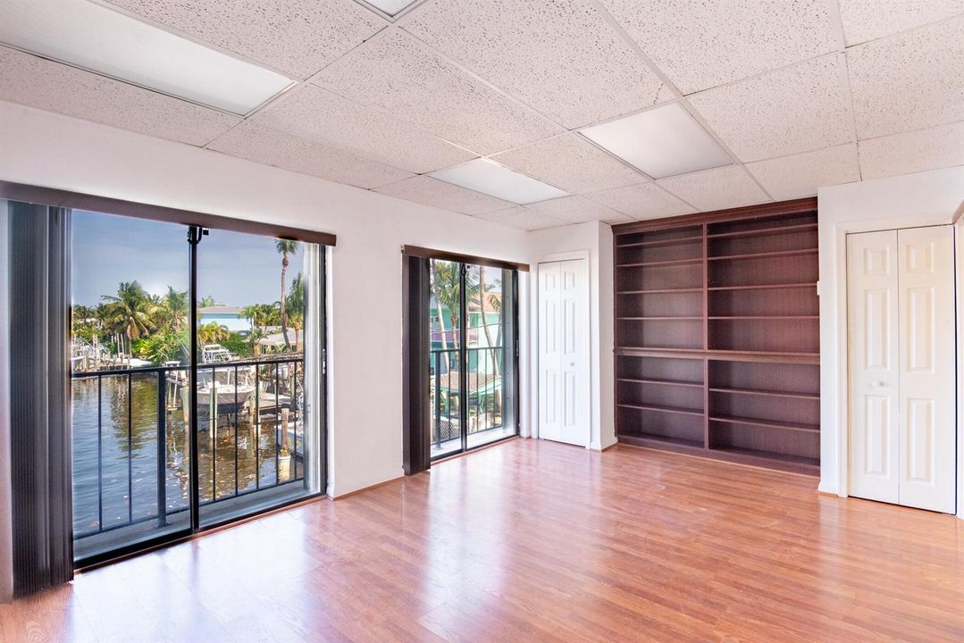 © Clark-1200 Federal Hwy-008